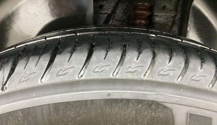 2022 KIA SELTOS HTX 1.5 DIESEL AT, Diesel, Automatic, 50,291 km, Left Rear Tyre Tread