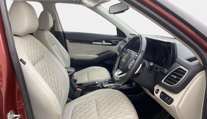 2022 KIA SELTOS HTX 1.5 DIESEL AT, Diesel, Automatic, 50,291 km, Right Side Front Door Cabin