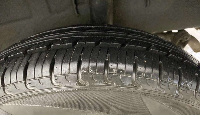 2019 Renault Kwid RXL 1.0 AMT, Petrol, Automatic, 14,566 km, Left Rear Tyre Tread