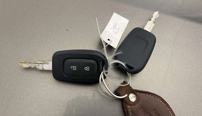 2019 Renault Kwid RXL 1.0 AMT, Petrol, Automatic, 14,566 km, Key Close Up