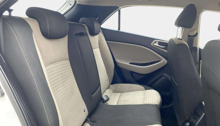 2020 Hyundai Elite i20 ASTA 1.2 (O), Petrol, Manual, 37,873 km, Right Side Rear Door Cabin