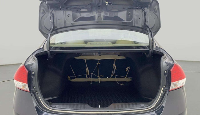 2016 Maruti Ciaz VXI+, Petrol, Manual, 74,036 km, Boot Inside
