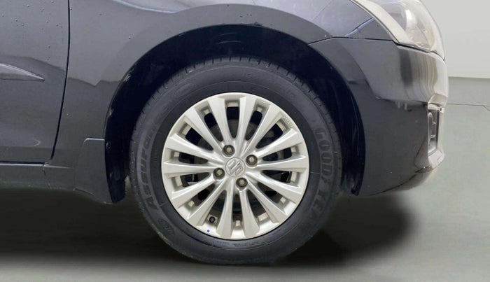 2016 Maruti Ciaz VXI+, Petrol, Manual, 74,036 km, Right Front Wheel