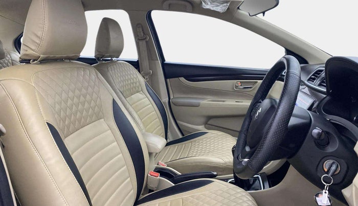 2016 Maruti Ciaz VXI+, Petrol, Manual, 74,036 km, Right Side Front Door Cabin