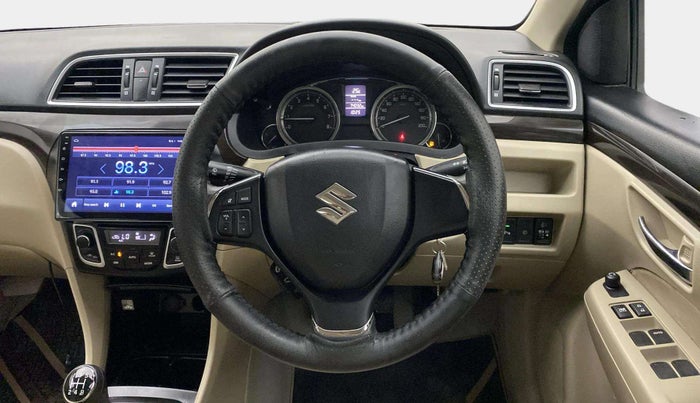 2016 Maruti Ciaz VXI+, Petrol, Manual, 74,036 km, Steering Wheel Close Up