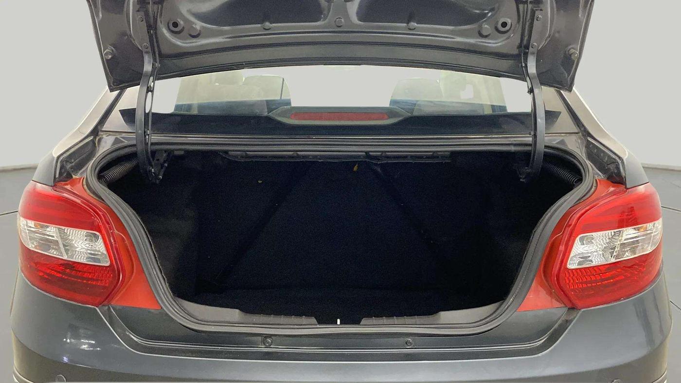 2016 Tata Zest XM PETROL, Petrol, Manual, 81,012 km, Boot Inside
