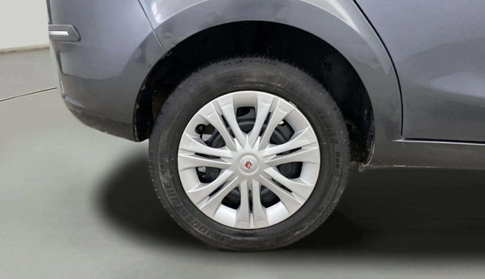 2016 Tata Zest XM PETROL, Petrol, Manual, 81,012 km, Right Rear Wheel