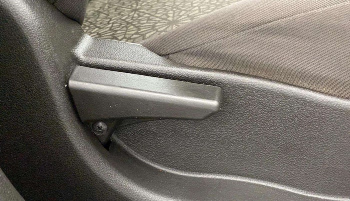 2016 Tata Zest XM PETROL, Petrol, Manual, 81,012 km, Driver Side Adjustment Panel