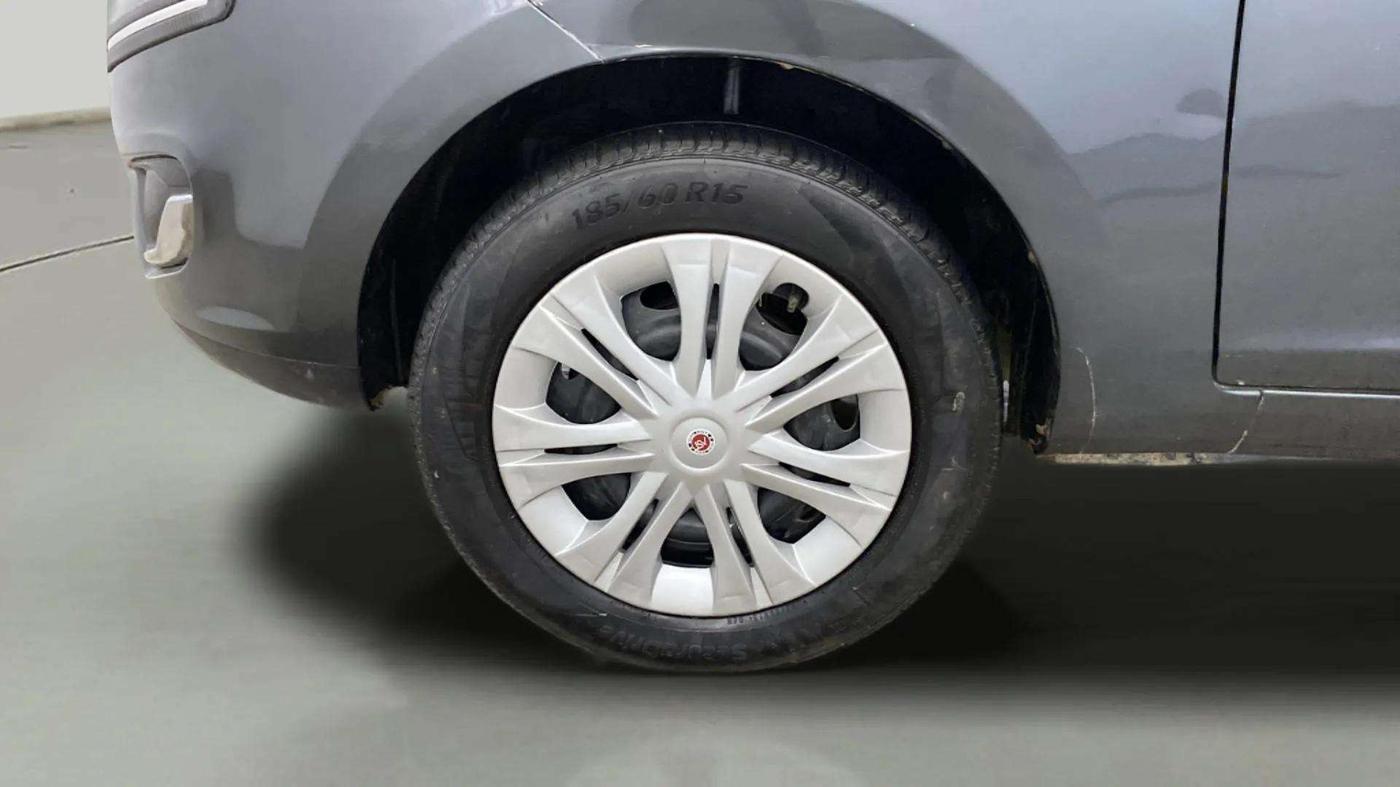 2016 Tata Zest XM PETROL, Petrol, Manual, 81,012 km, Left Front Wheel