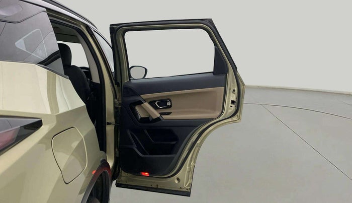 2022 Tata Harrier XZA PLUS 2.0L KAZIRANGA, Diesel, Automatic, 53,789 km, RHS Rear Door