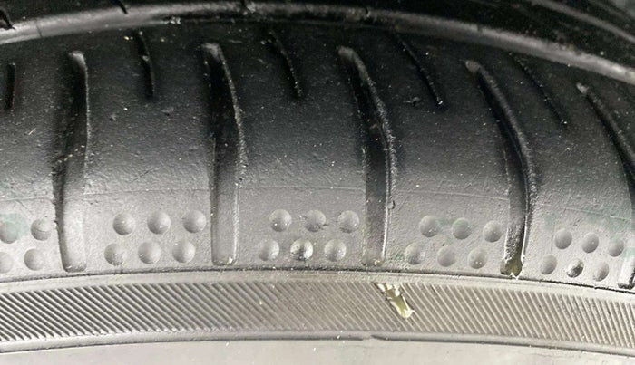 2019 Ford Ecosport TREND + 1.5L PETROL AT, Petrol, Automatic, 87,809 km, Right Front Tyre Tread