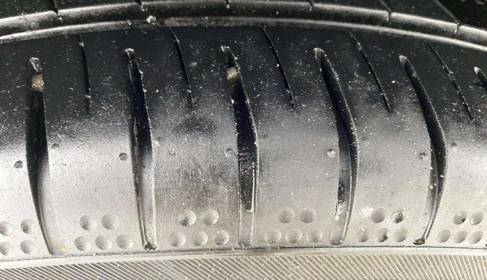 2019 Ford Ecosport TREND + 1.5L PETROL AT, Petrol, Automatic, 87,809 km, Right Rear Tyre Tread