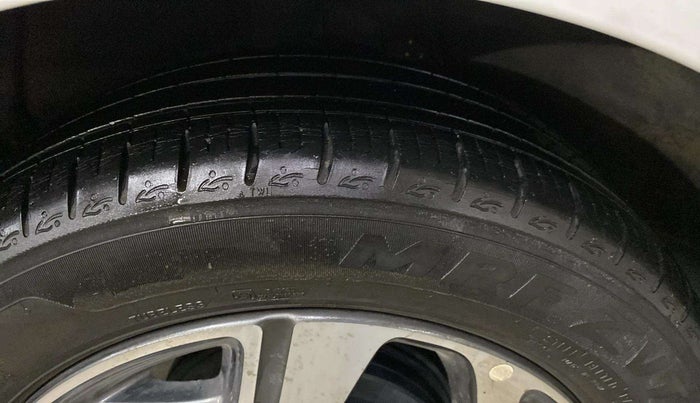 2020 Hyundai AURA SX 1.2, Petrol, Manual, 7,245 km, Right Rear Tyre Tread
