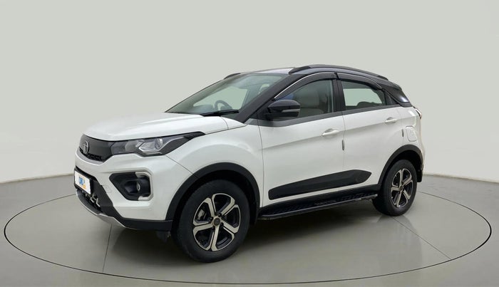 2023 Tata NEXON XZ PLUS DIESEL (L) DUAL TONE, Diesel, Manual, 48,251 km, Left Front Diagonal