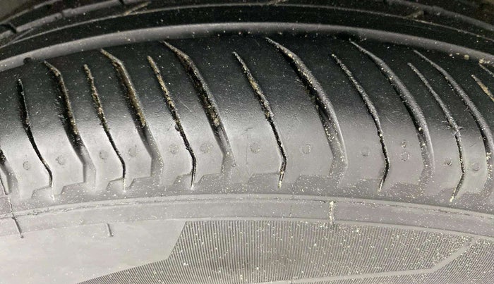 2017 Honda WR-V 1.2L I-VTEC VX MT, Petrol, Manual, 39,868 km, Left Front Tyre Tread