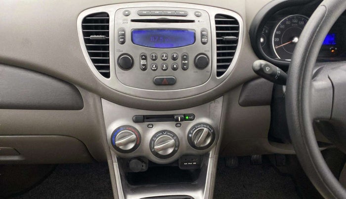 2014 Hyundai i10 SPORTZ 1.1, Petrol, Manual, 38,647 km, Air Conditioner