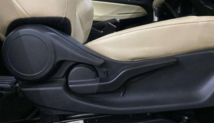 2021 Honda City 1.5L I-VTEC ZX CVT, Petrol, Automatic, 24,330 km, Driver Side Adjustment Panel