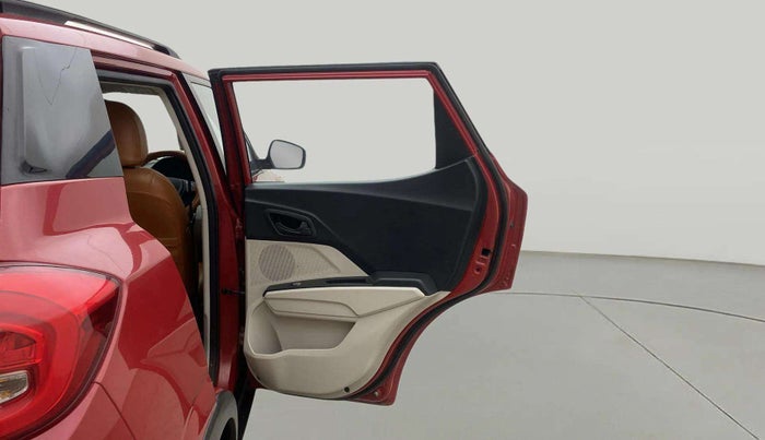 2022 Mahindra XUV300 W6 1.2 PETROL AMT, Petrol, Automatic, 23,294 km, RHS Rear Door