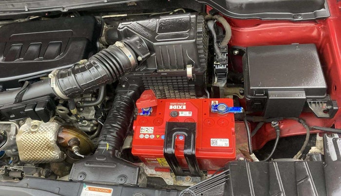 2022 Mahindra XUV300 W6 1.2 PETROL AMT, Petrol, Automatic, 23,294 km, Engine View - Left