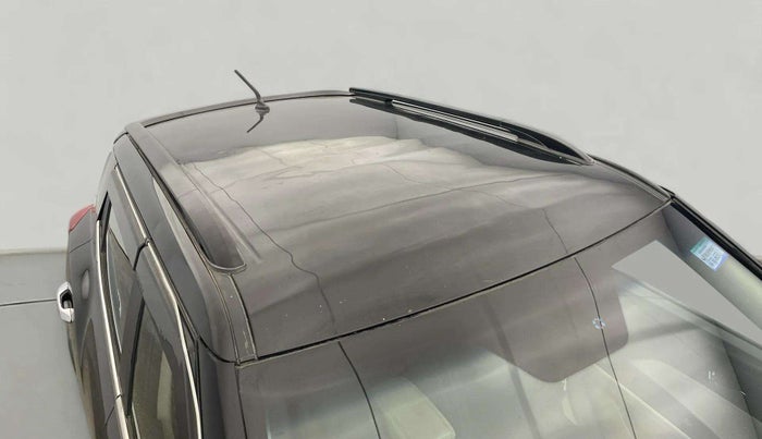 2021 Mahindra XUV300 W8 1.2 PETROL, Petrol, Manual, 51,738 km, Roof
