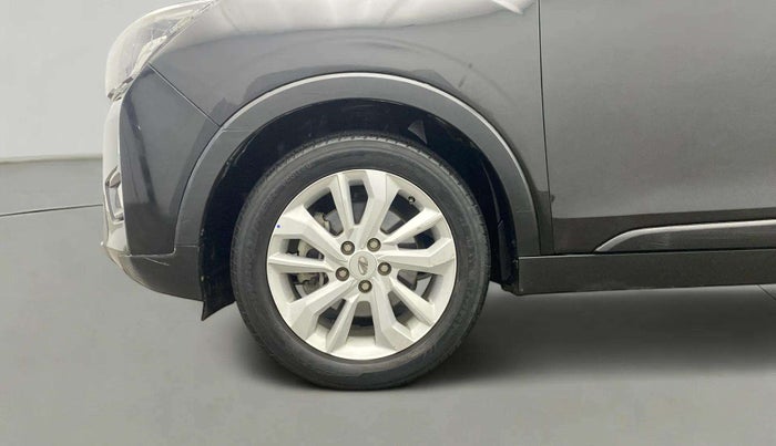2021 Mahindra XUV300 W8 1.2 PETROL, Petrol, Manual, 51,738 km, Left Front Wheel