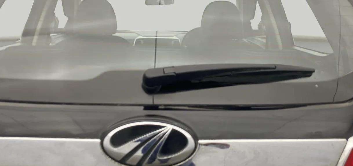 2021 Mahindra XUV300 W8 1.2 PETROL, Petrol, Manual, 51,781 km, Rear Wiper