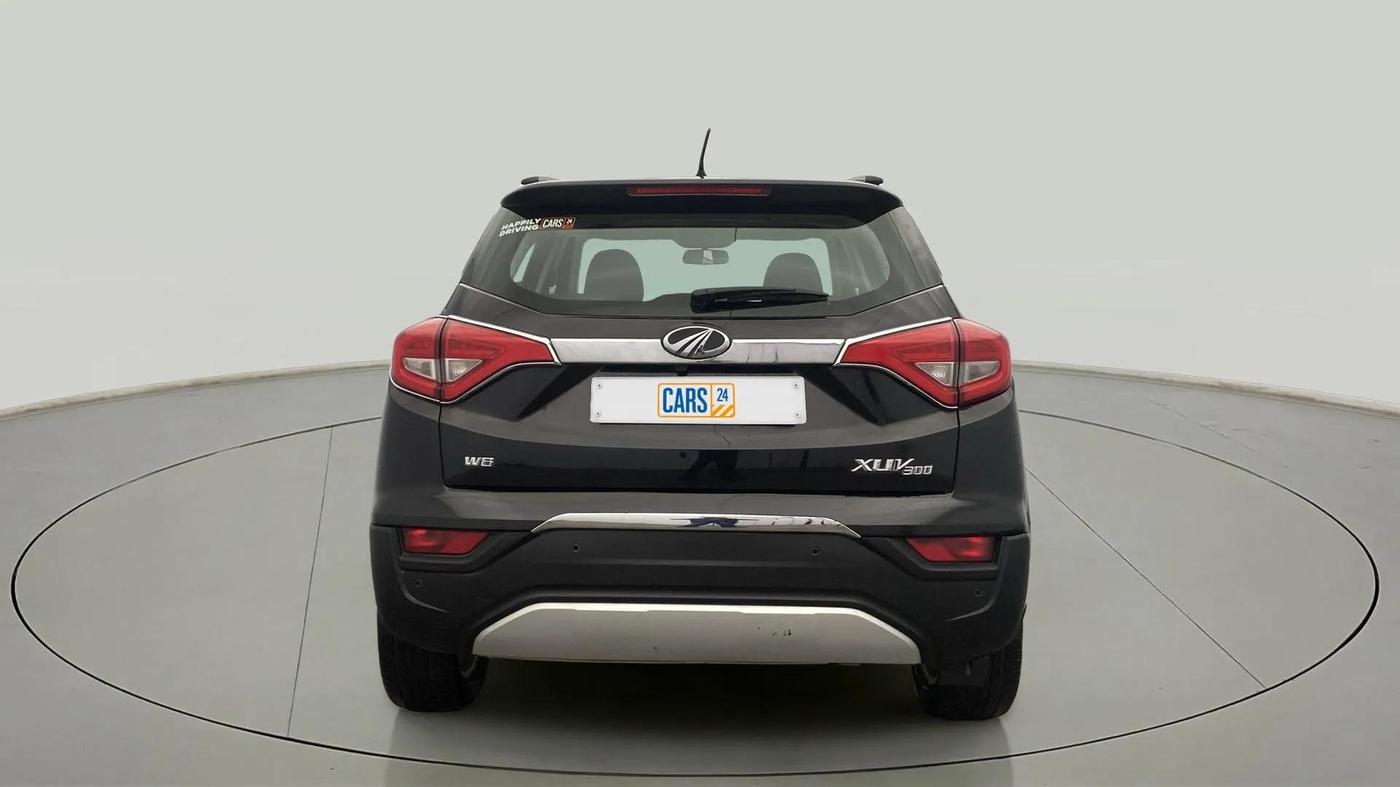 2021 Mahindra XUV300 W8 1.2 PETROL, Petrol, Manual, 51,781 km, Back/Rear