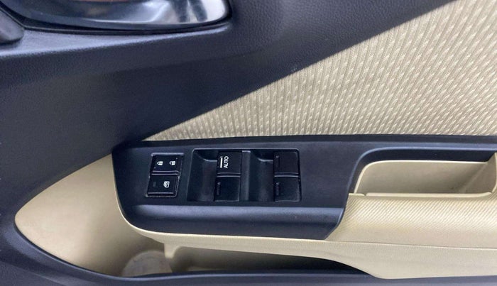 2017 Honda City 1.5L I-VTE V CVT, Petrol, Automatic, 59,394 km, Driver Side Door Panels Control