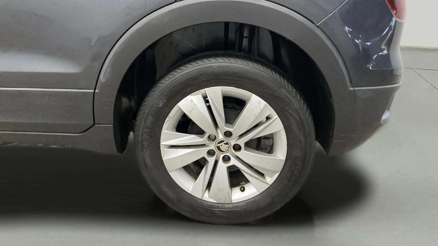 2022 Skoda KUSHAQ AMBITION 1.0L TSI MT, Petrol, Manual, 64,116 km, Left Rear Wheel