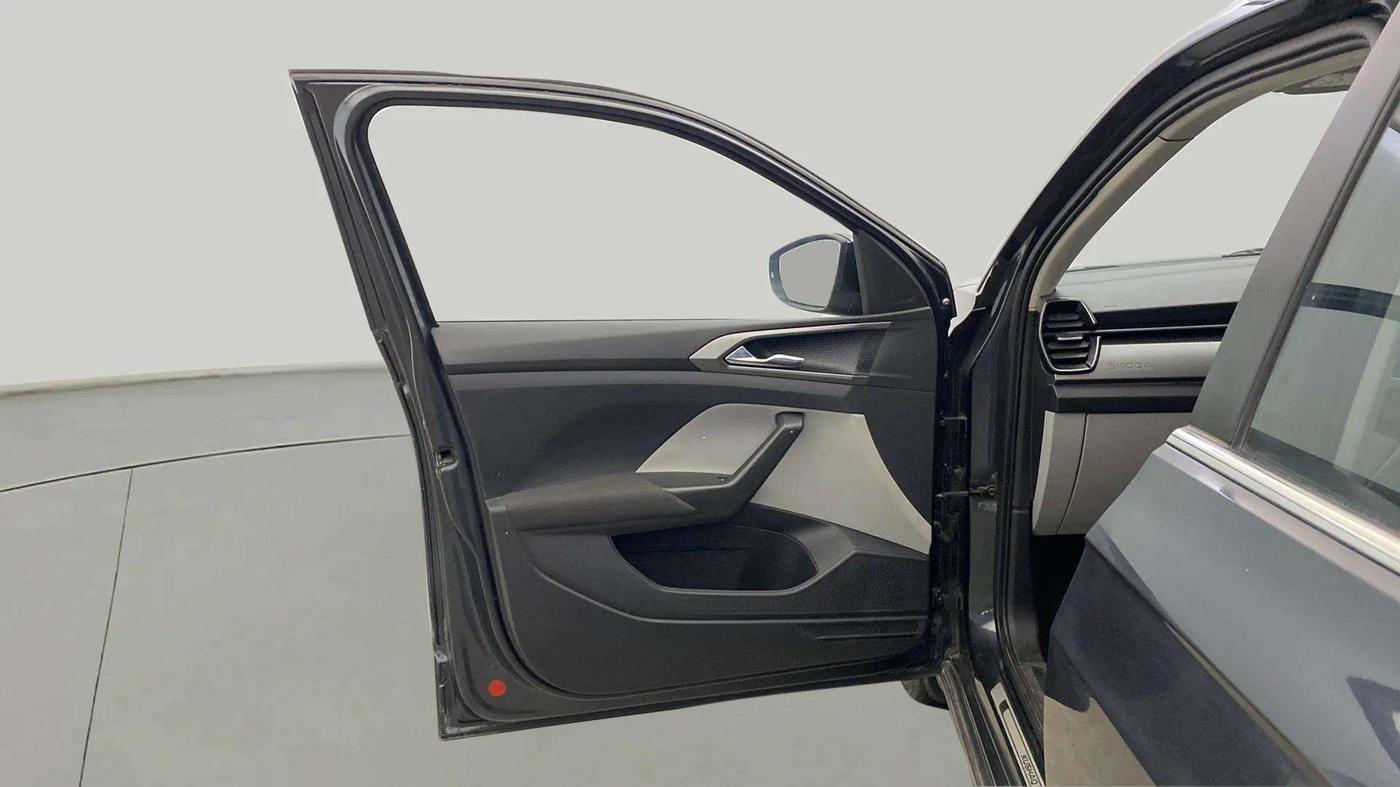 2022 Skoda KUSHAQ AMBITION 1.0L TSI MT, Petrol, Manual, 64,116 km, LHS Front Door