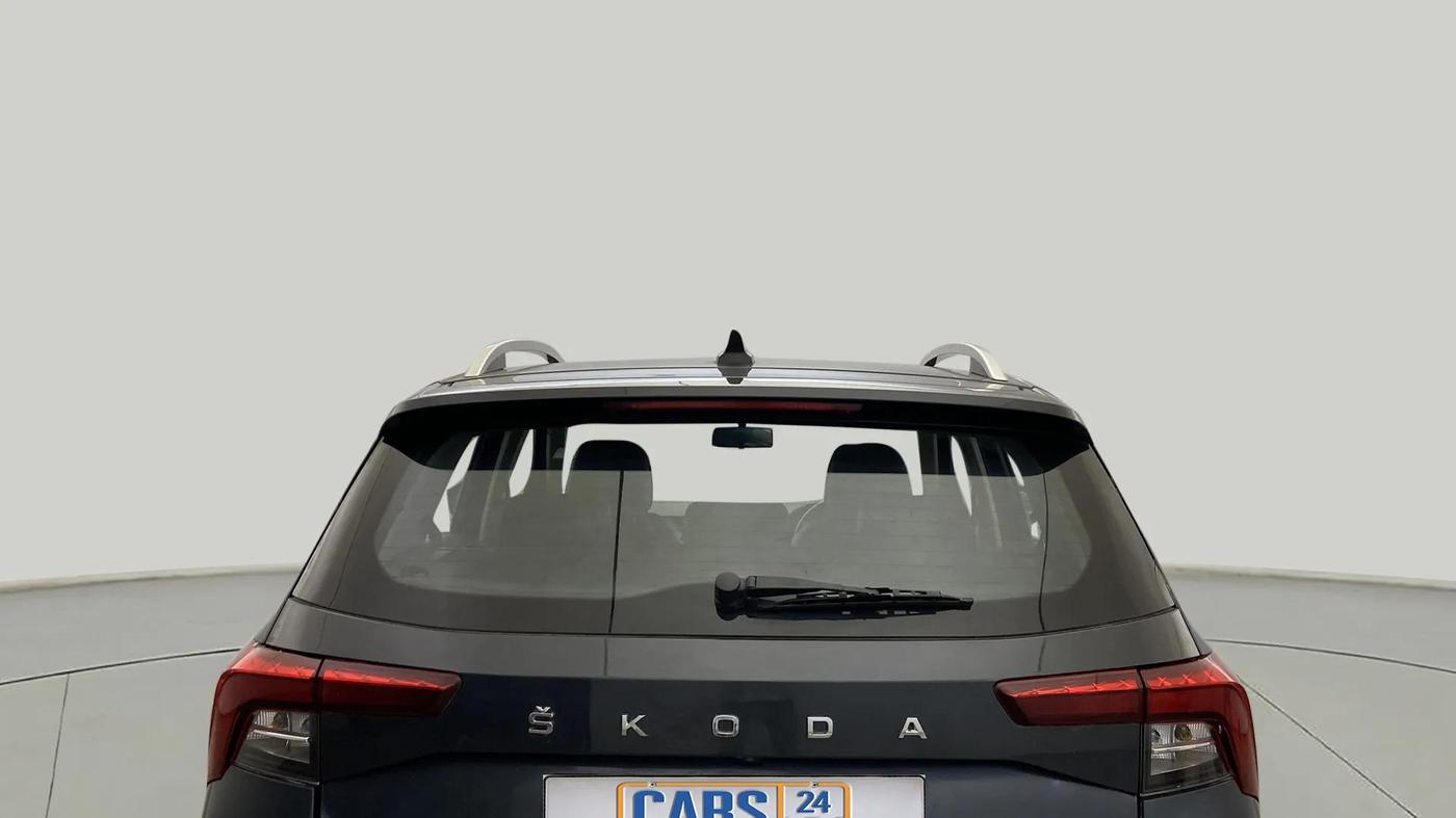 2022 Skoda KUSHAQ AMBITION 1.0L TSI MT, Petrol, Manual, 64,116 km, Rear Windshield