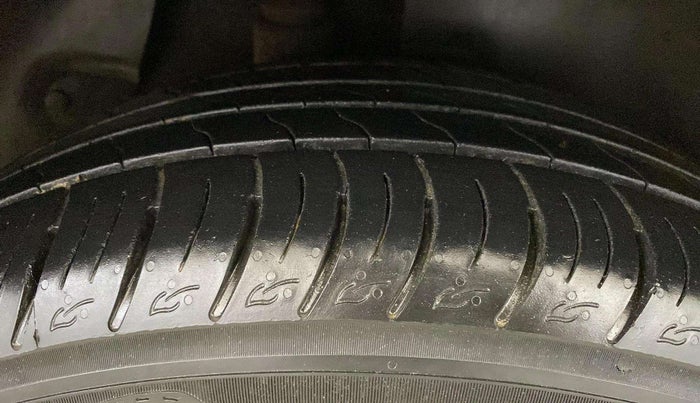 2018 Hyundai Creta SX AT 1.6 PETROL, Petrol, Automatic, 63,812 km, Right Rear Tyre Tread