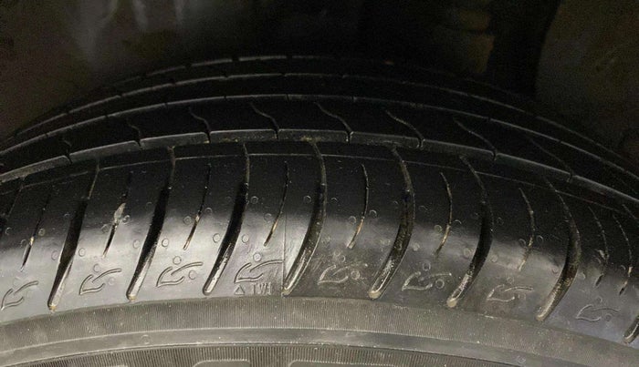 2018 Hyundai Creta SX AT 1.6 PETROL, Petrol, Automatic, 63,812 km, Left Rear Tyre Tread