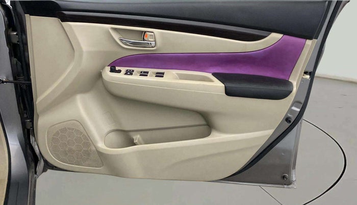 2018 Maruti Ciaz ZETA 1.4  AT PETROL, Petrol, Automatic, 68,838 km, Driver Side Door Panels Control
