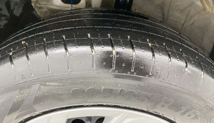 2023 Hyundai Creta EX 1.5 PETROL, Petrol, Manual, 24,963 km, Left Front Tyre Tread