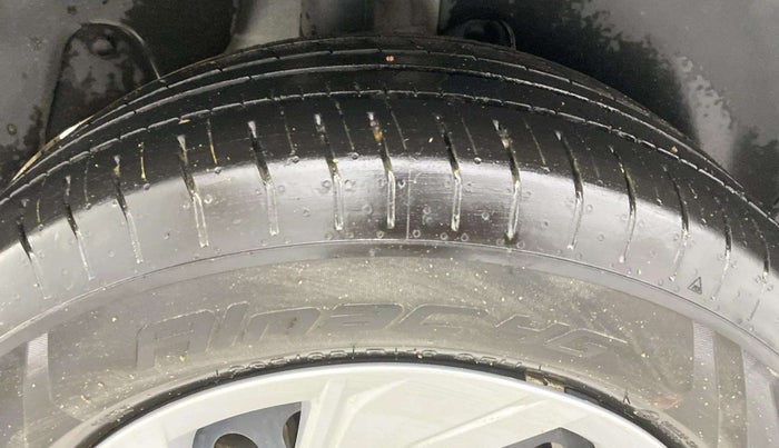 2023 Hyundai Creta EX 1.5 PETROL, Petrol, Manual, 24,963 km, Right Rear Tyre Tread