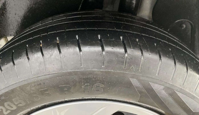 2023 Hyundai Creta EX 1.5 PETROL, Petrol, Manual, 24,963 km, Left Rear Tyre Tread