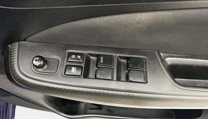 2019 Maruti Swift VXI, Petrol, Manual, 52,695 km, Driver Side Door Panels Control