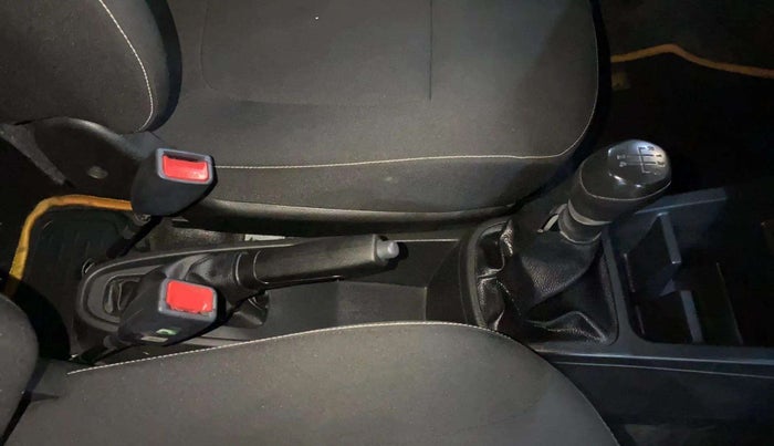 2020 Renault Kwid RXL, Petrol, Manual, 25,988 km, Gear Lever