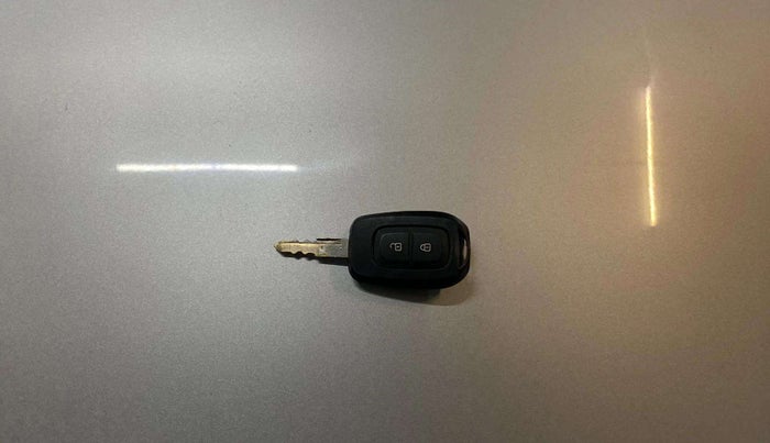 2020 Renault Kwid RXL, Petrol, Manual, 25,988 km, Key Close Up