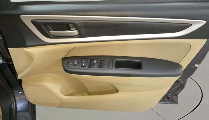 2024 Honda Amaze 1.2L I-VTEC VX, Petrol, Manual, 24,444 km, Driver Side Door Panels Control
