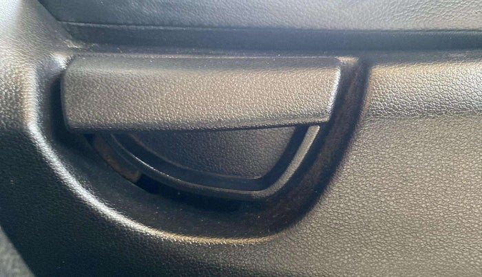 2021 Hyundai NEW SANTRO SPORTZ MT, Petrol, Manual, 6,216 km, Driver Side Adjustment Panel