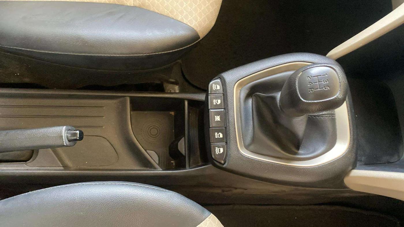 2021 Hyundai NEW SANTRO SPORTZ MT, Petrol, Manual, 6,336 km, Gear Lever
