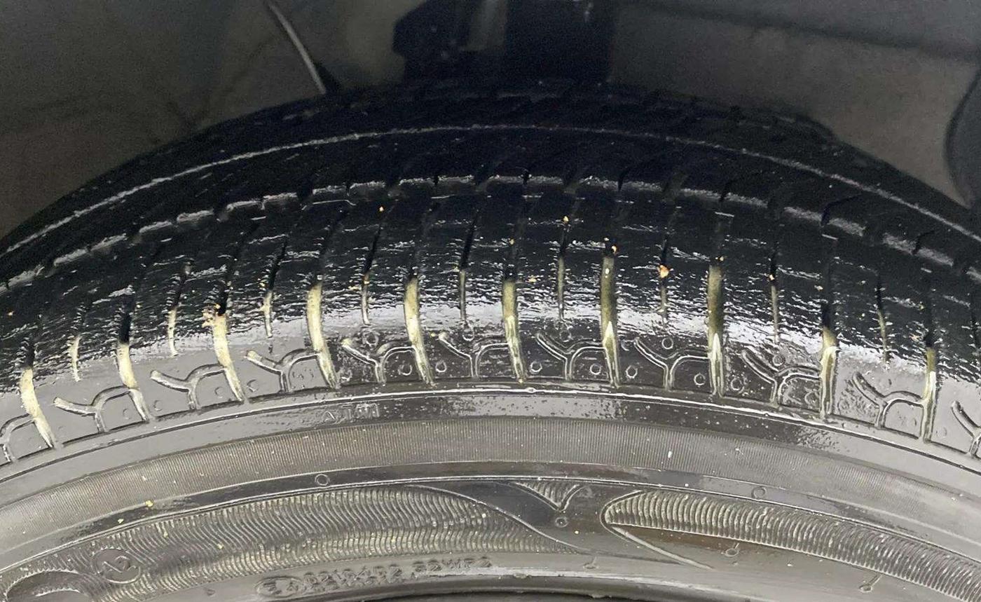 2021 Hyundai NEW SANTRO SPORTZ MT, Petrol, Manual, 6,336 km, Right Front Tyre Tread