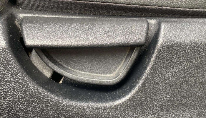 2019 Hyundai NEW SANTRO SPORTZ MT, Petrol, Manual, 33,066 km, Driver Side Adjustment Panel