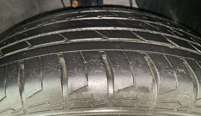 2024 KIA CARENS PRESTIGE 1.5 PETROL 7 STR, Petrol, Manual, 12,075 km, Right Front Tyre Tread