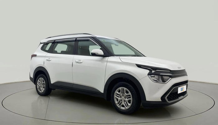2024 KIA CARENS PRESTIGE 1.5 PETROL 7 STR, Petrol, Manual, 12,075 km, Right Front Diagonal
