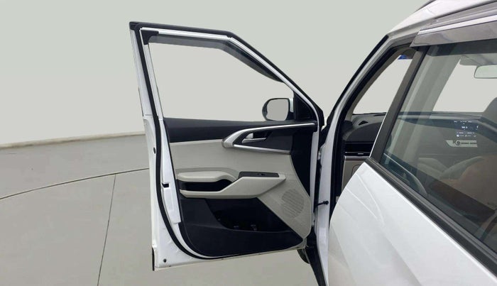 2024 KIA CARENS PRESTIGE 1.5 PETROL 7 STR, Petrol, Manual, 12,075 km, LHS Front Door