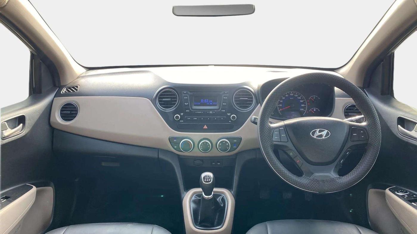 2015 Hyundai Grand i10 SPORTZ 1.2 KAPPA VTVT, Petrol, Manual, 72,471 km, Dashboard