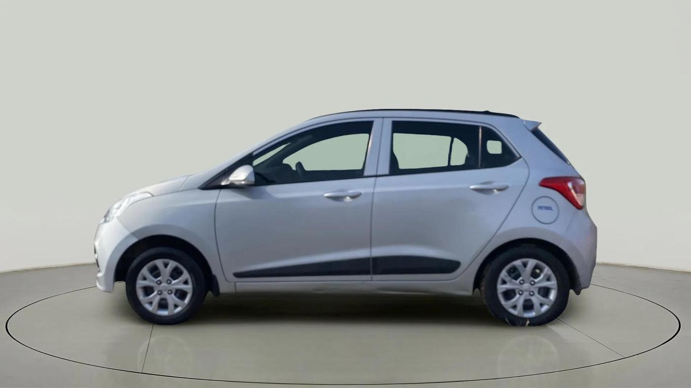 2015 Hyundai Grand i10 SPORTZ 1.2 KAPPA VTVT, Petrol, Manual, 72,471 km, Left Side